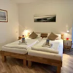 Residenz Passat 2